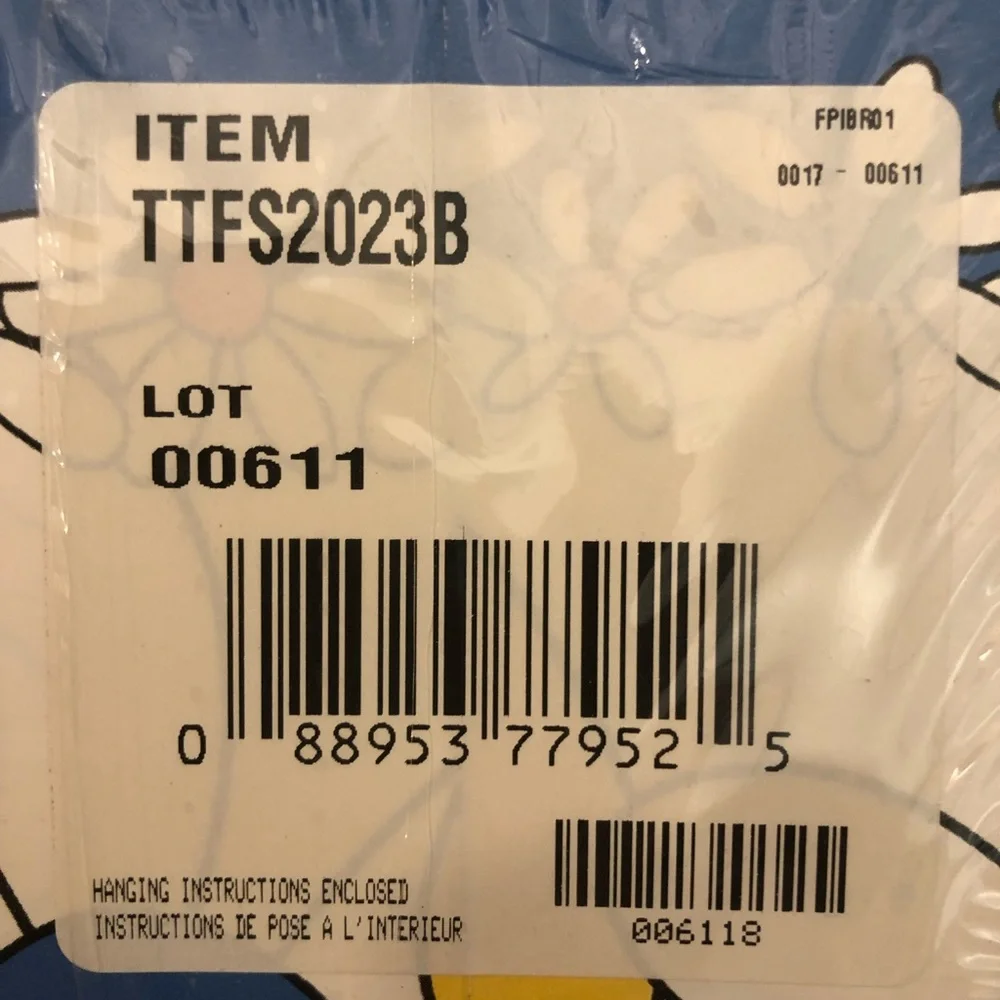 🆕 Looney Tunes self stick Border Tweety Bird (you get two) 10 yard x 6.75inches
